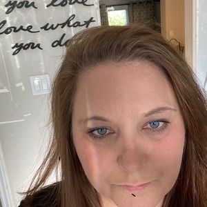 Meet your Posher, Cristy